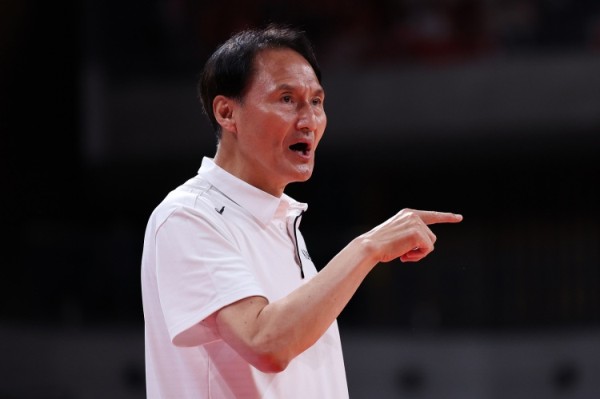 韩国男篮主帅：从死亡之组突围展现了韩国篮球 我会成为传奇